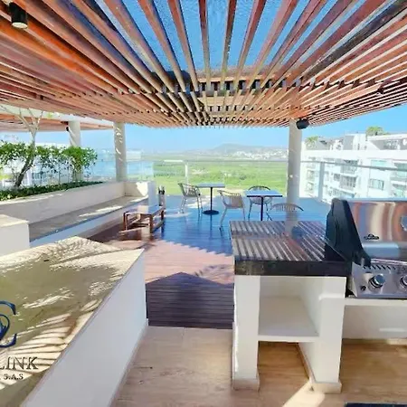 Luxury With Tub - Cielo Mar Apartment